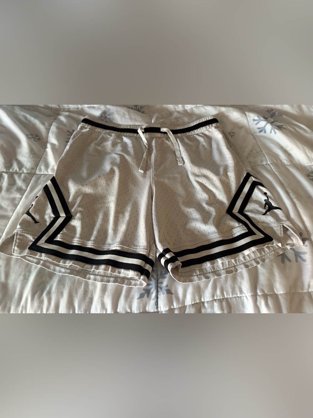 Jordan Shorts Mens Size Large Jumpman Black On